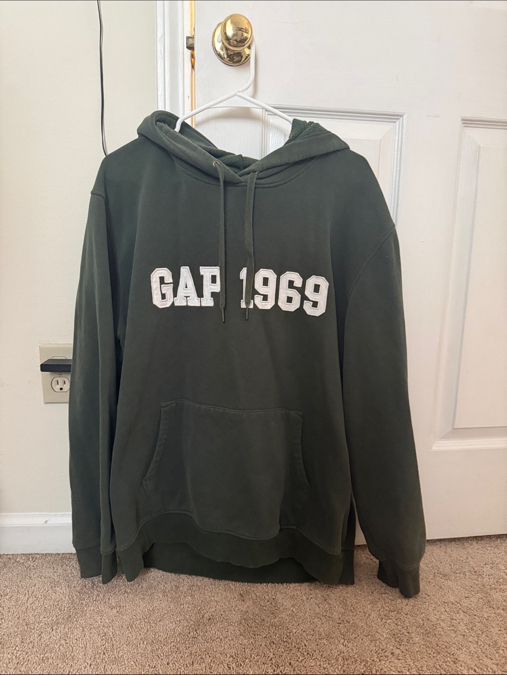 GAP Men’s Green Pullover Hoodie